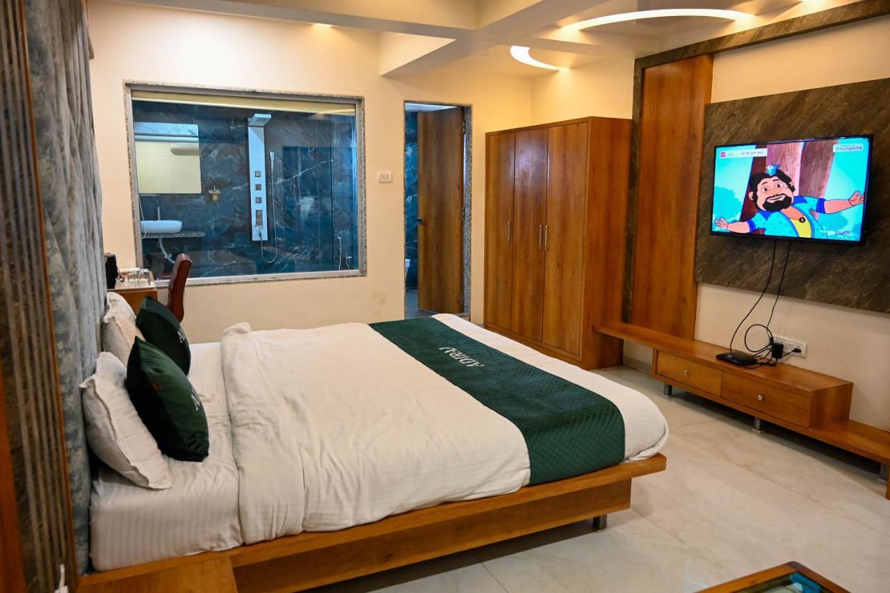 فندق Adiraj Residency نافي مومباي المظهر الخارجي الصورة