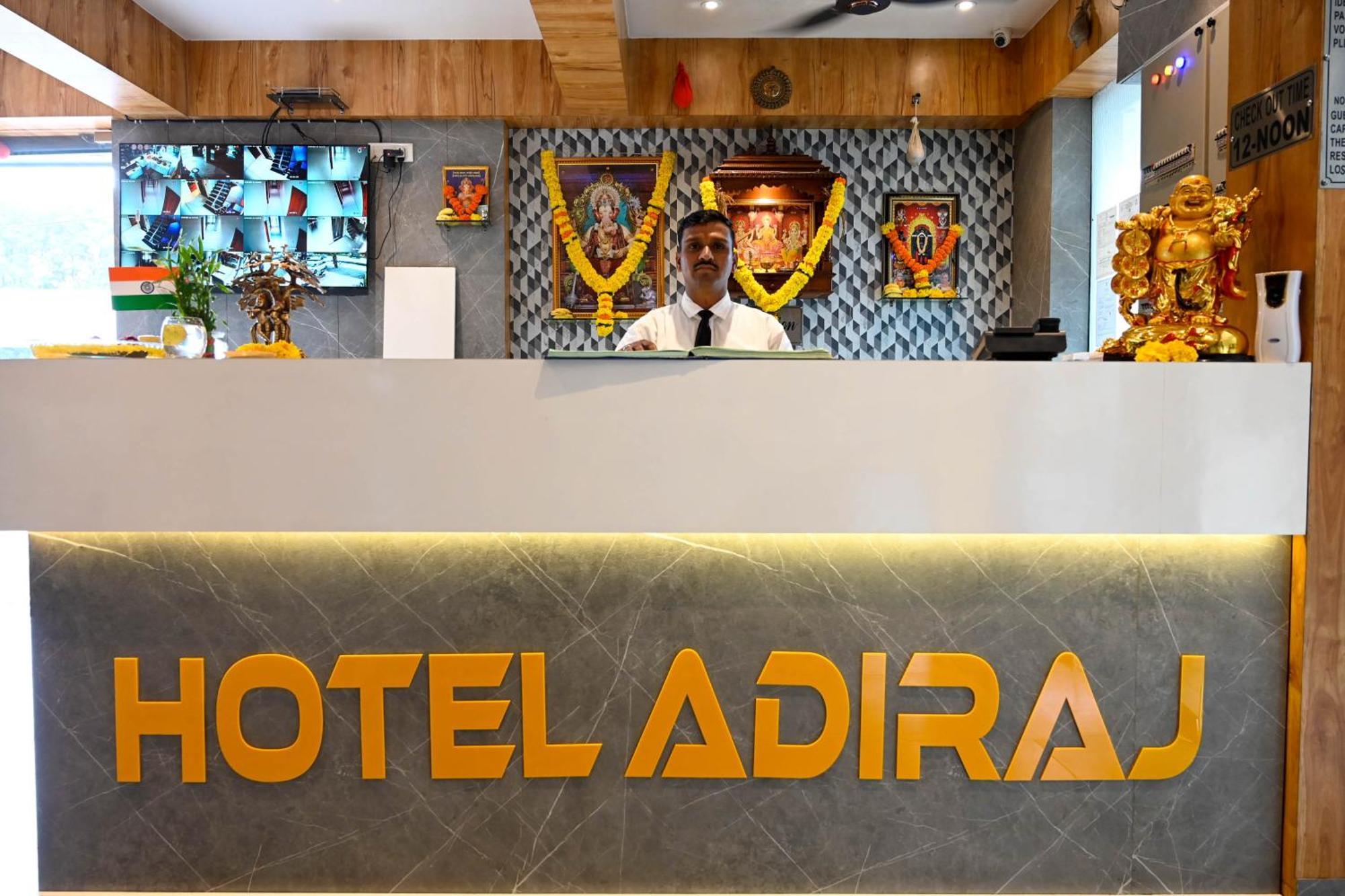 فندق Adiraj Residency نافي مومباي المظهر الخارجي الصورة