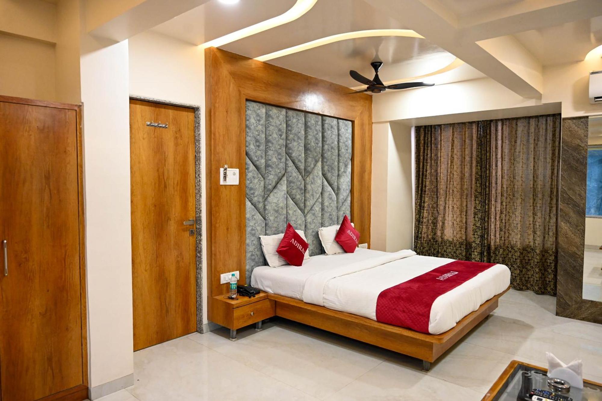 فندق Adiraj Residency نافي مومباي المظهر الخارجي الصورة